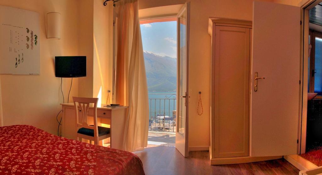 Tweepersoonskamer met 1 of 2 Bedden en Balkon